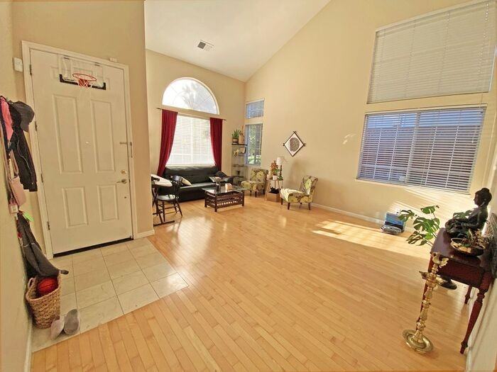 3366 La Costa Way - Photo 2 of 25