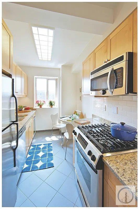 East 23rd Street #10A - Photo 7 of 16