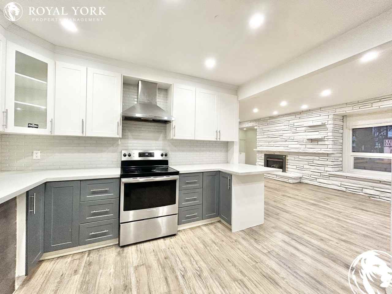 1459 Main St E - Photo 3 of 35