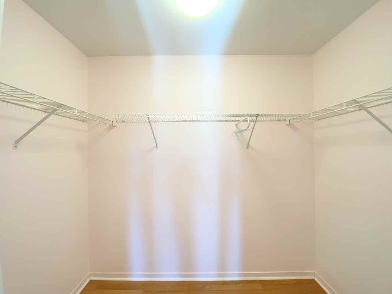 111 Rue Saint-Michel - Photo 3 of 21