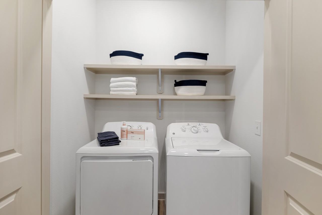 The Strake at Grand Central - Photo 7 of 17