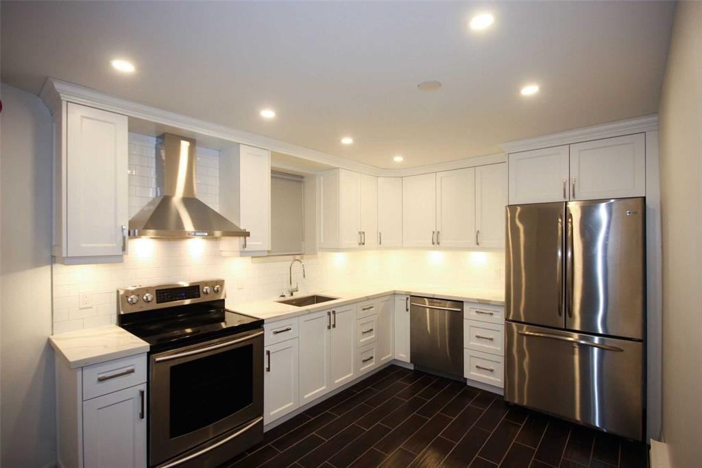 82 Roncesvalles Avenue #2 - Photo 3 of 11