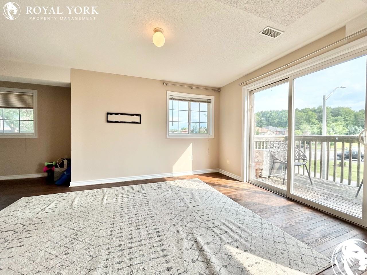 85 Goodwin Dr - Photo 2 of 27