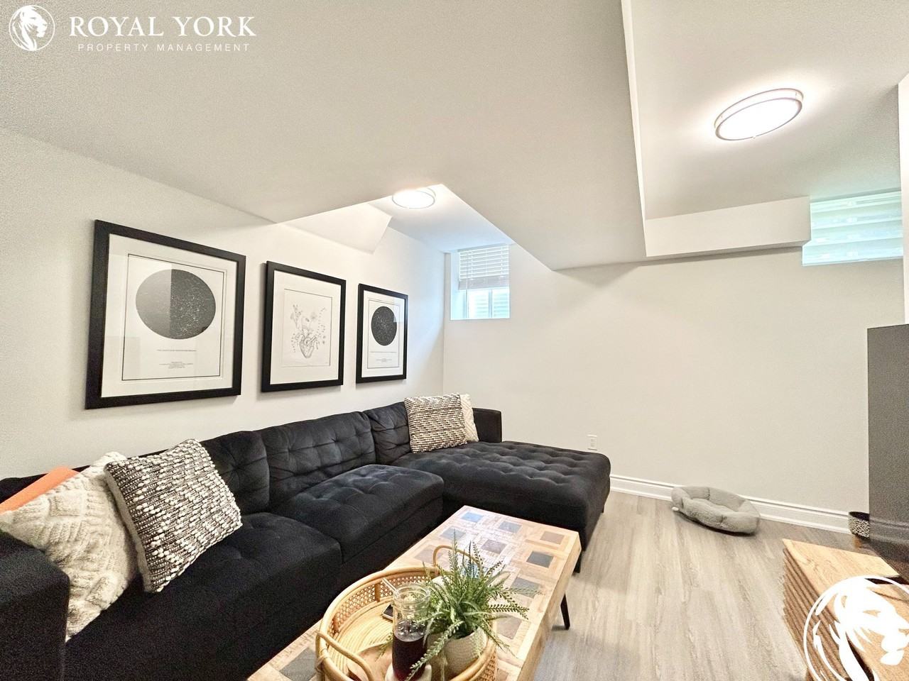 3233 Sunflower Dr - Photo 3 of 25