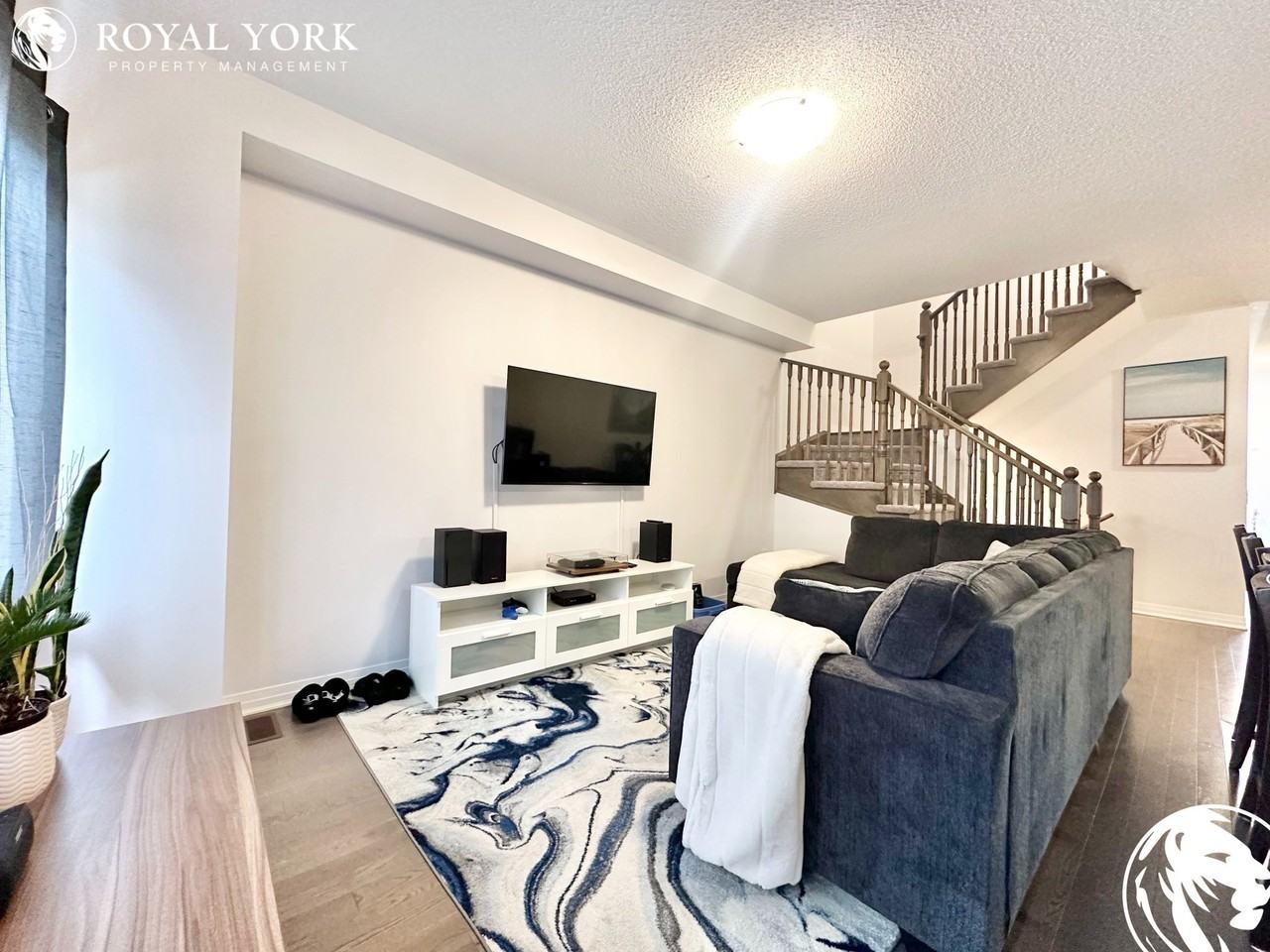 4202 Cherry Heights Blvd - Photo 3 of 35