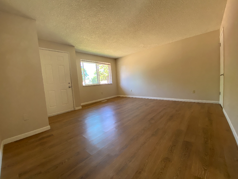 818 East Princeton Avenue - Photo 4 of 17