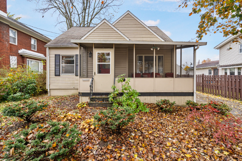 351 Hoover Ave - Photo 2 of 29