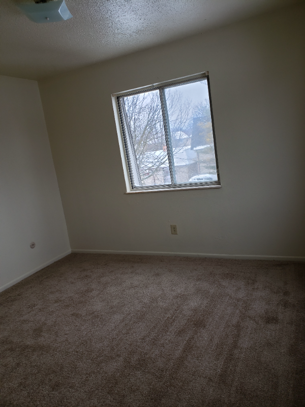 2160 Rockspring Rd #6 - Photo 3 of 50