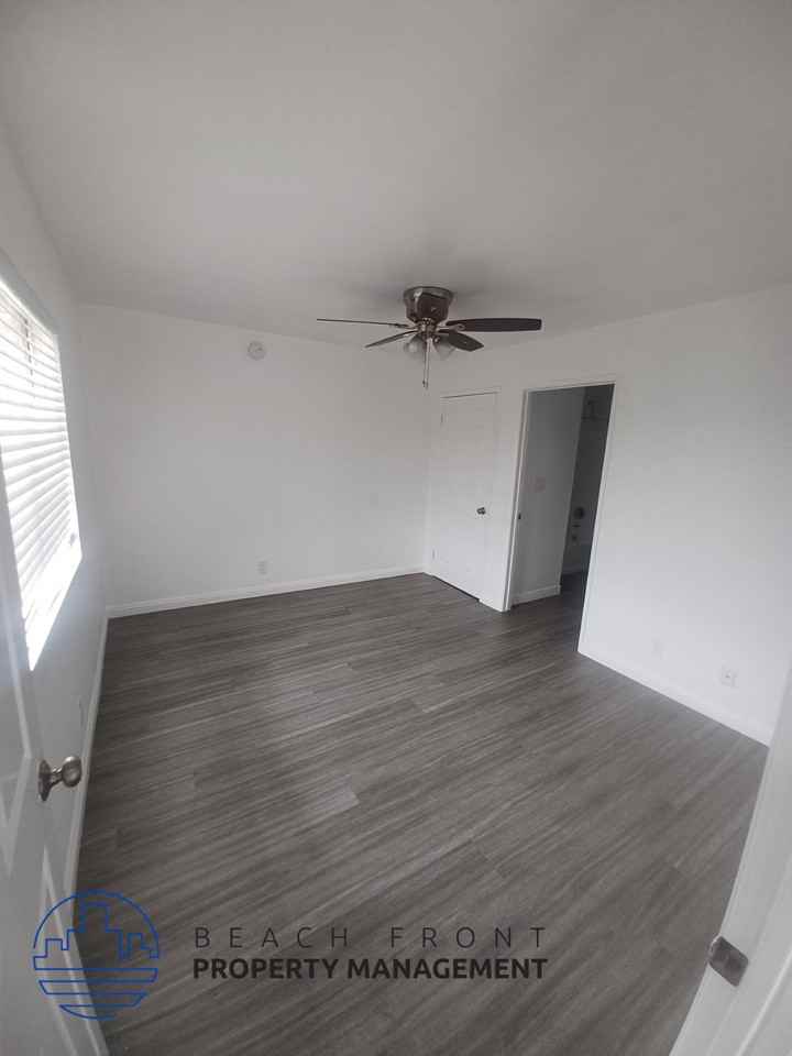 1626 Palo Alto St. - Photo 4 of 18