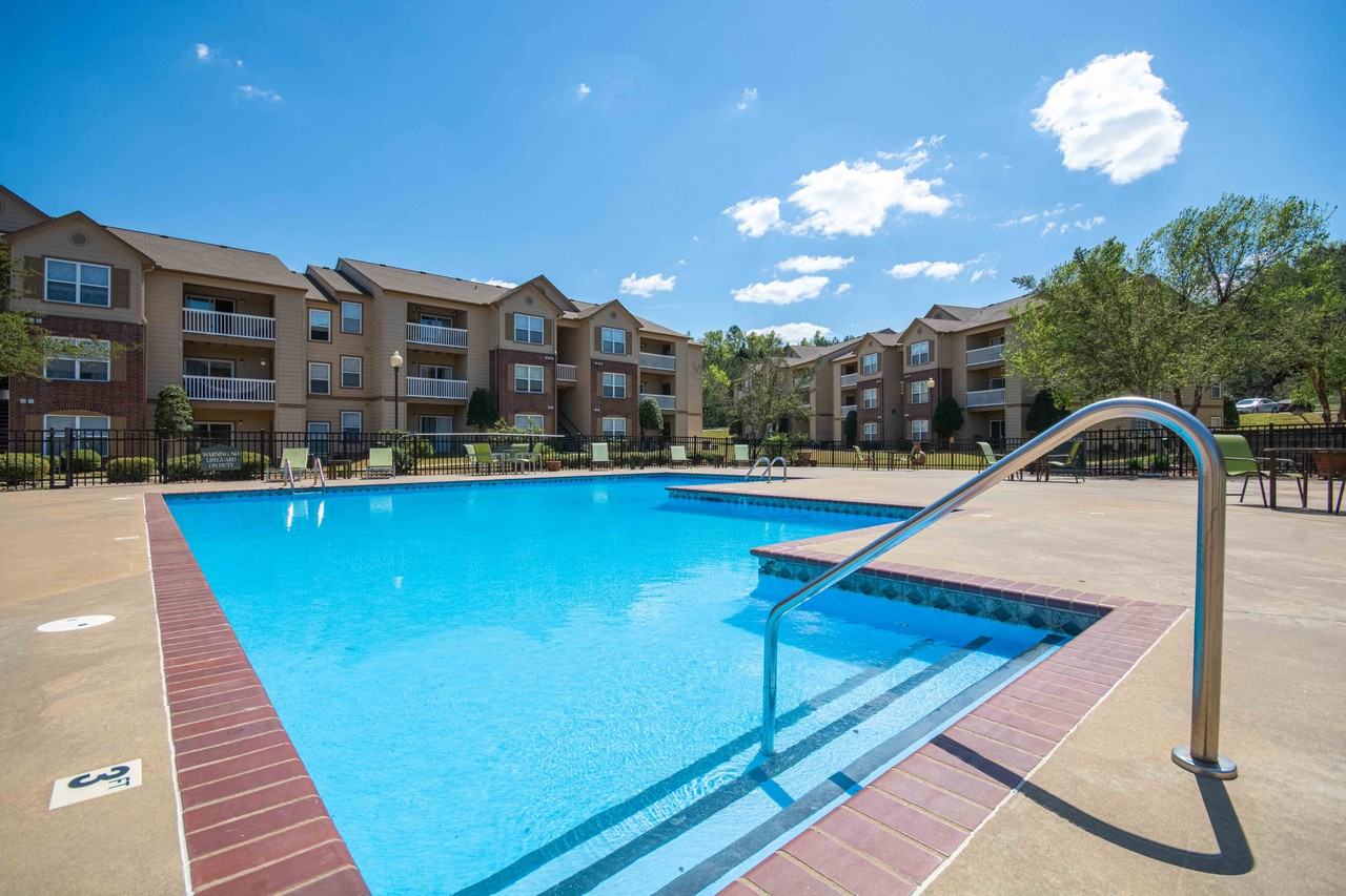 Capitol Hill - Photo 2 of 15