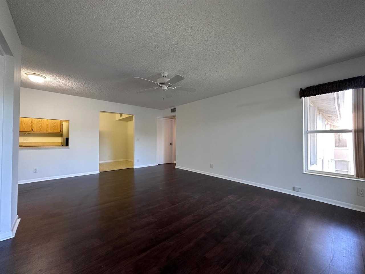 13870 Oneida Dr #G2 - Photo 3 of 8