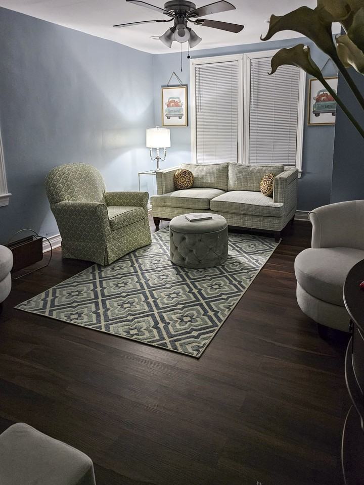 Eads St Ne - Photo 2 of 12