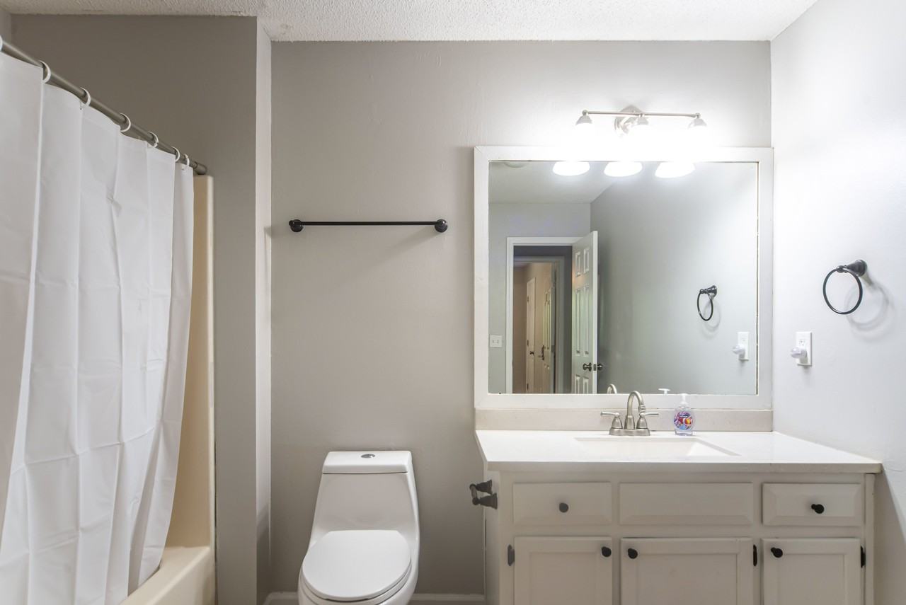 Nectarine Dr - Photo 5 of 8