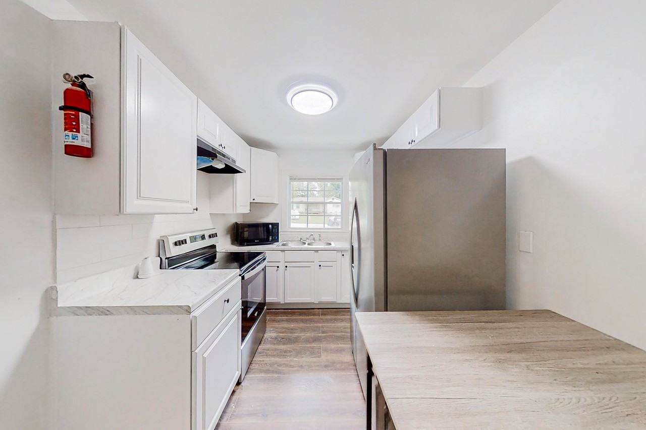 Toney Dr - Photo 3 of 6