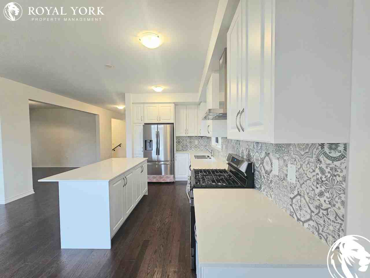 32 Shepherd Dr - Photo 3 of 50