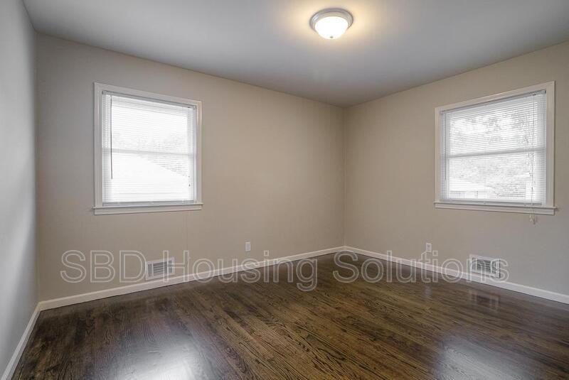 6307 E 102nd Ter - Photo 6 of 11