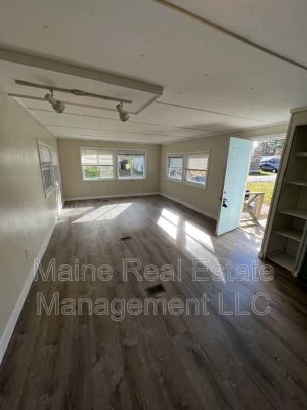 799 Stillwater Ave, Old Town, ME 04468 - Photo 2 of 24