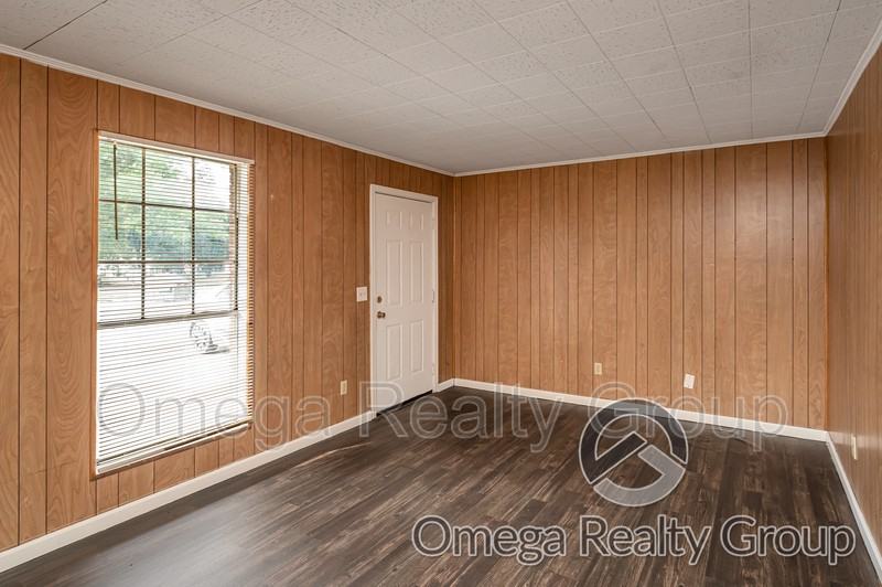 1505 7th Ave #13 - Photo 6 of 28