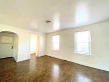 7212 Lyndover Pl #1E - Photo 1 of 1
