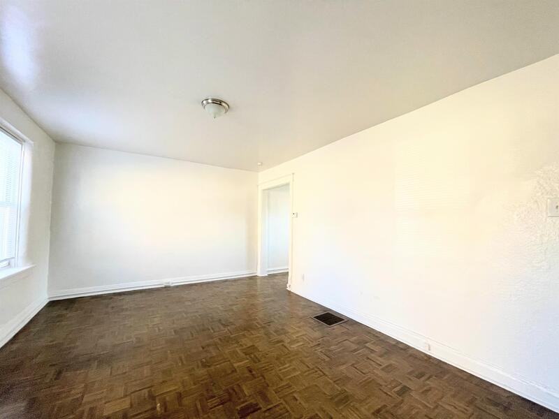 7212 Lyndover Pl #1E - Photo 5 of 20