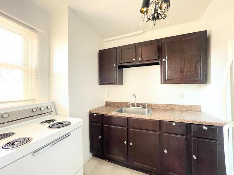 7212 Lyndover Pl #1E - Photo 7 of 20