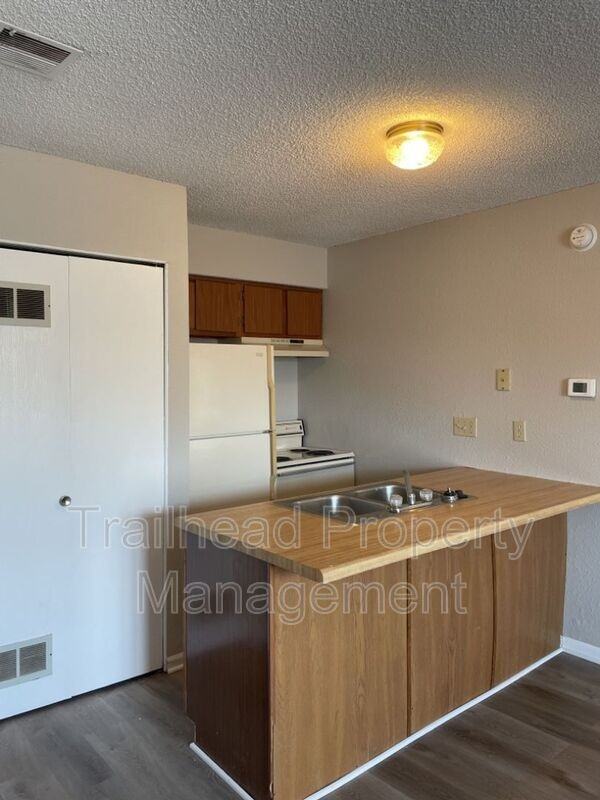 8704 Nw 82nd Ter #D - Photo 2 of 13