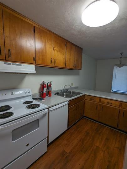 North Point Apartments - Photo 2 of 15