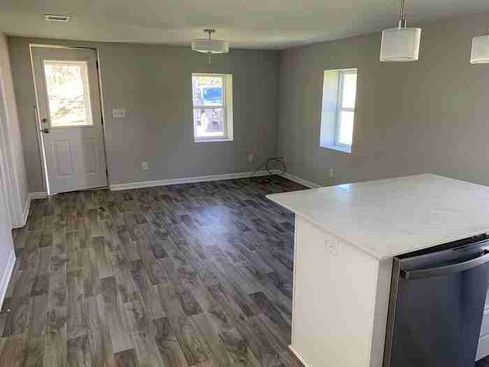 2338 Pope Ave - Photo 3 of 14