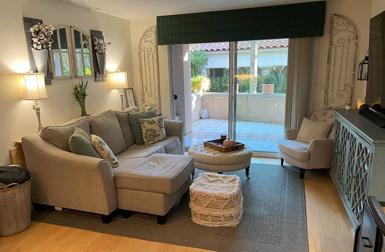 201 Por La Mar Cir #201 - Photo 2 of 27