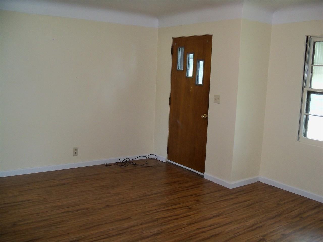 1029 Miles Ave #1029 - Photo 2 of 8