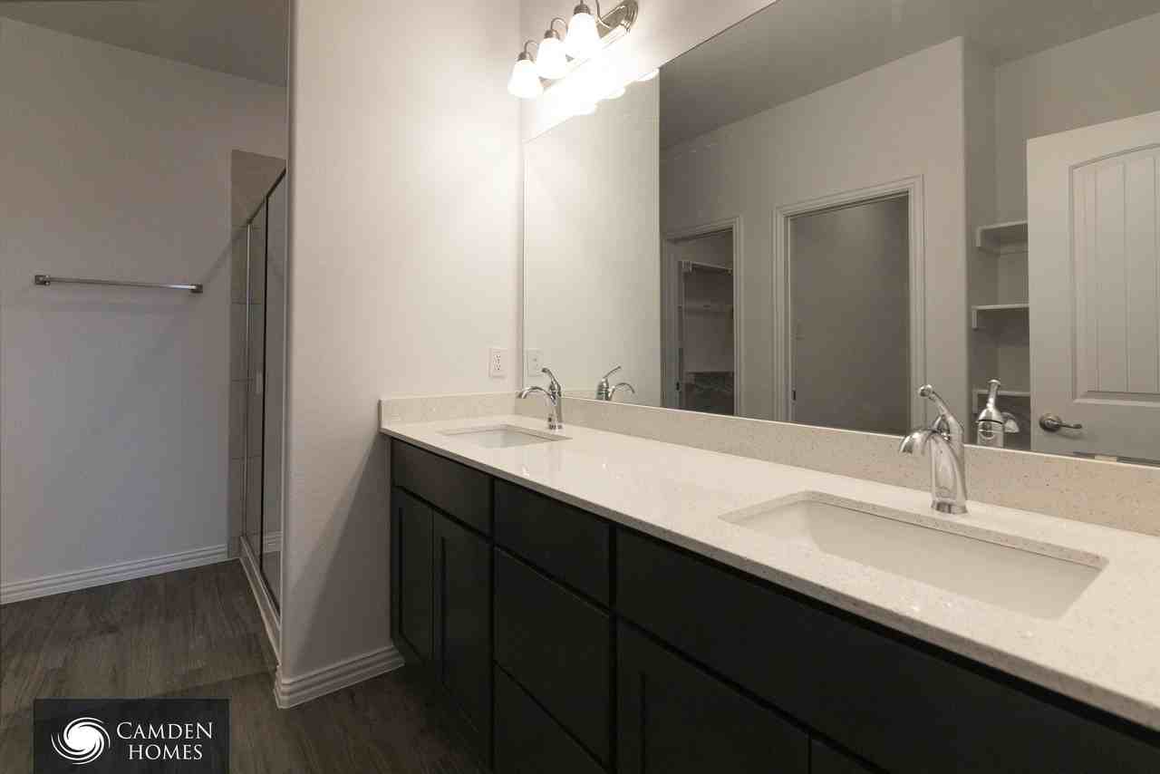 6949 Calle Amanda Drive - Photo 7 of 9