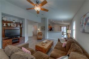 1004 Gentry Dr #1 - Photo 2 of 20