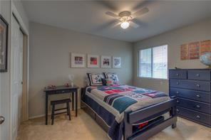 1004 Gentry Dr #1 - Photo 7 of 20