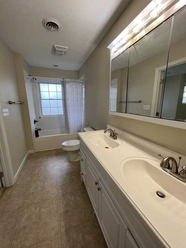 794 Alpine St #1 - Photo 6 of 35