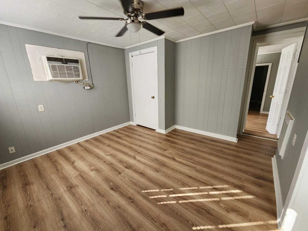 349 Hickory Hts Apt B - Photo 5 of 8