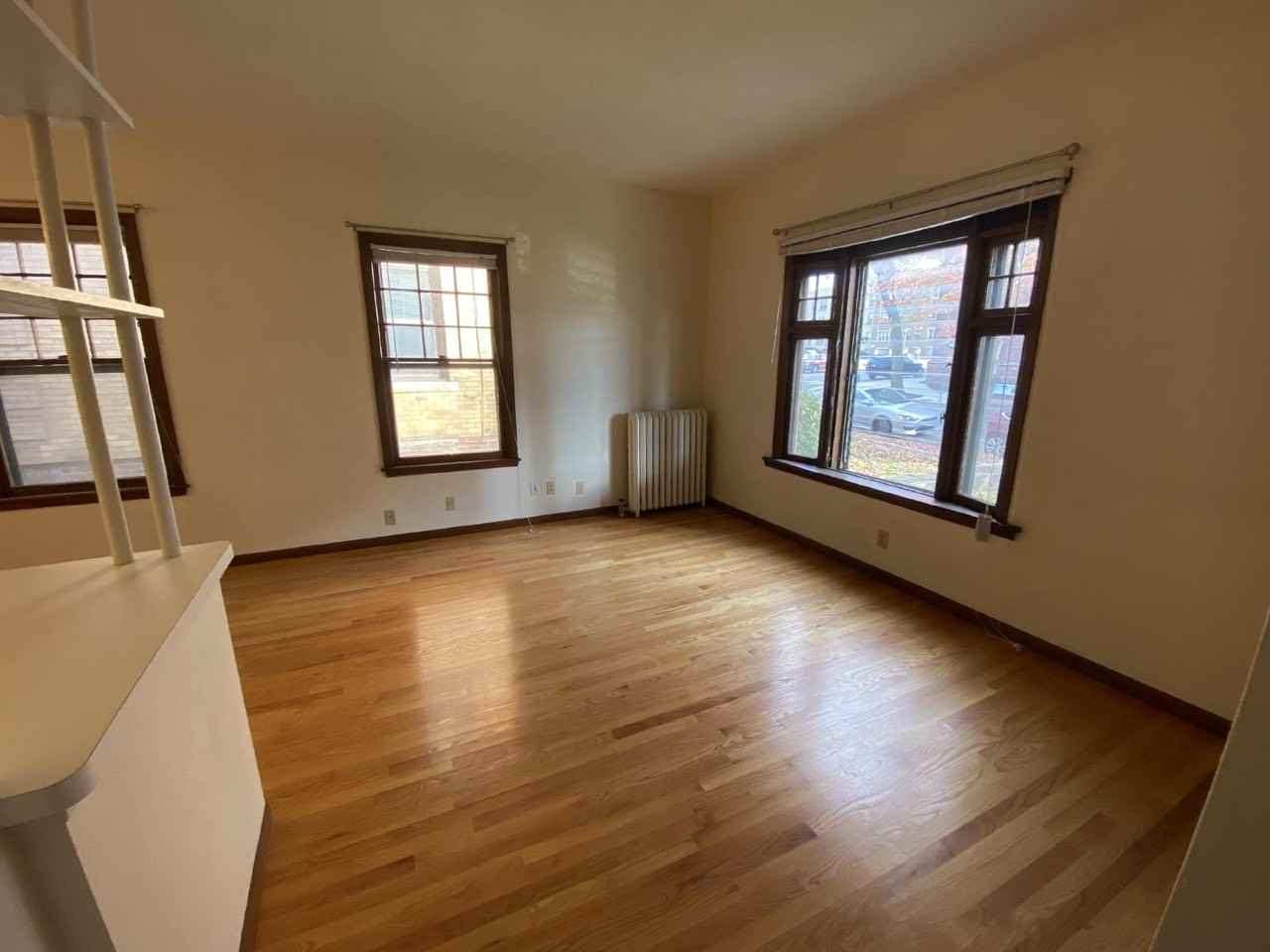 2006 2006/2008  Dupont Ave S #1 - Photo 4 of 20