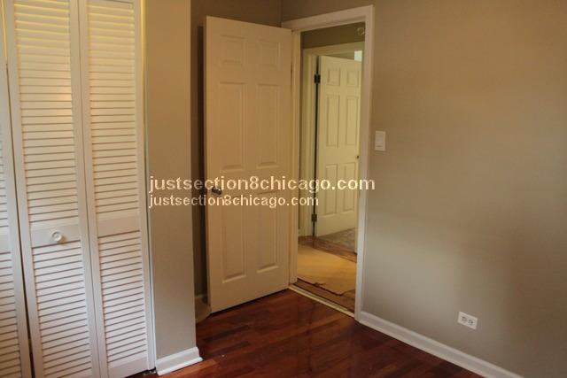 17219 Springtide Ln - Photo 2 of 5