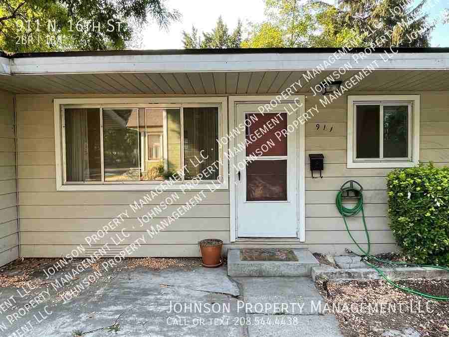 911 N 16th St - Photo 2 of 10