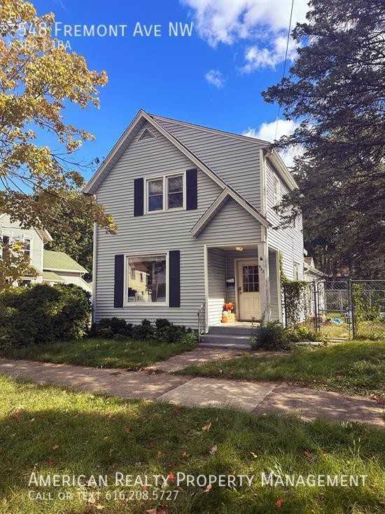 548 Fremont Ave Nw