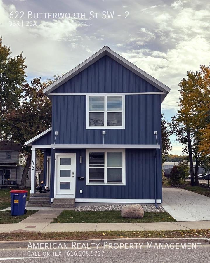 622 Butterworth St Sw #2
