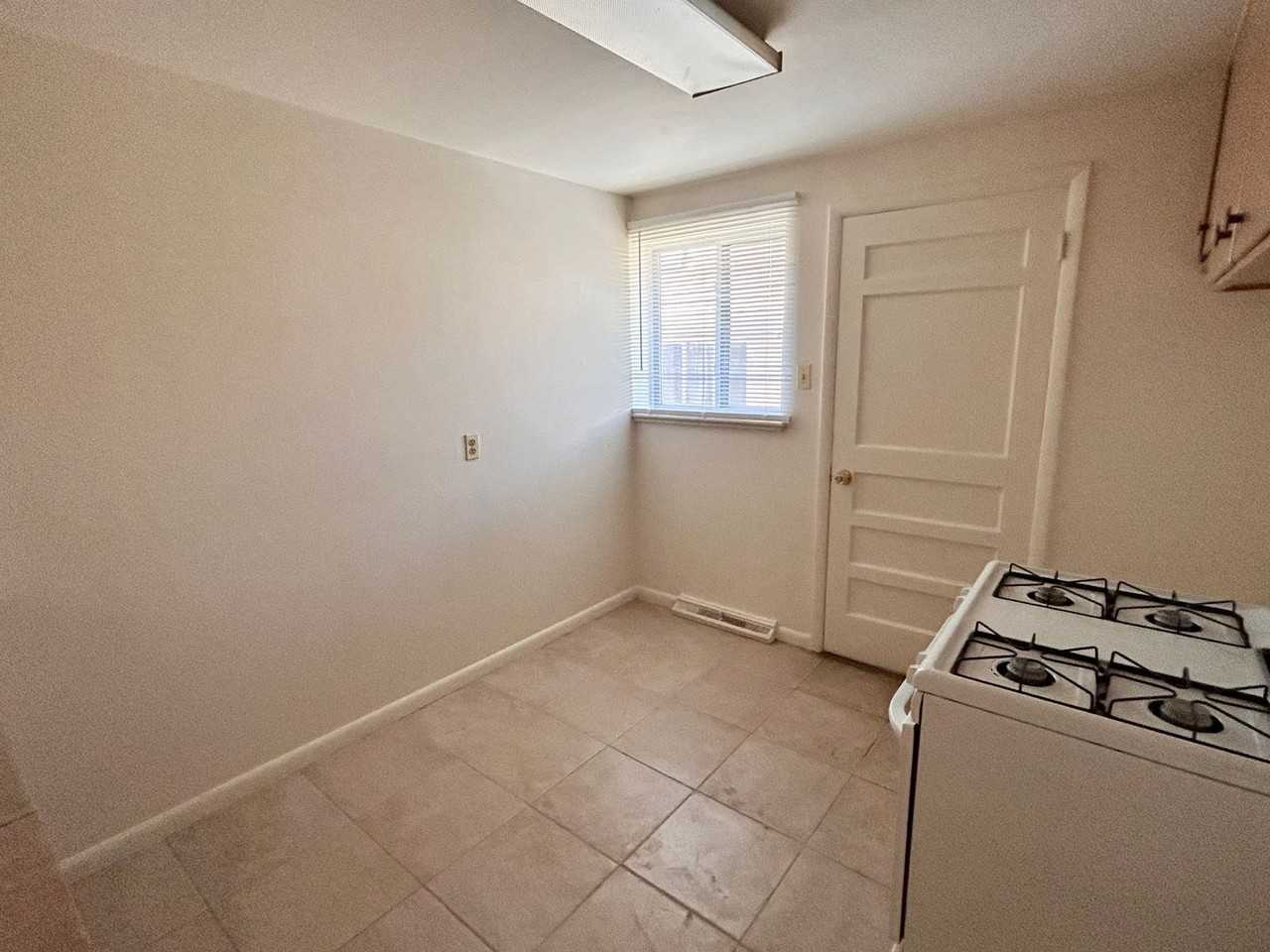7754 W 39th Ave - Photo 3 of 13