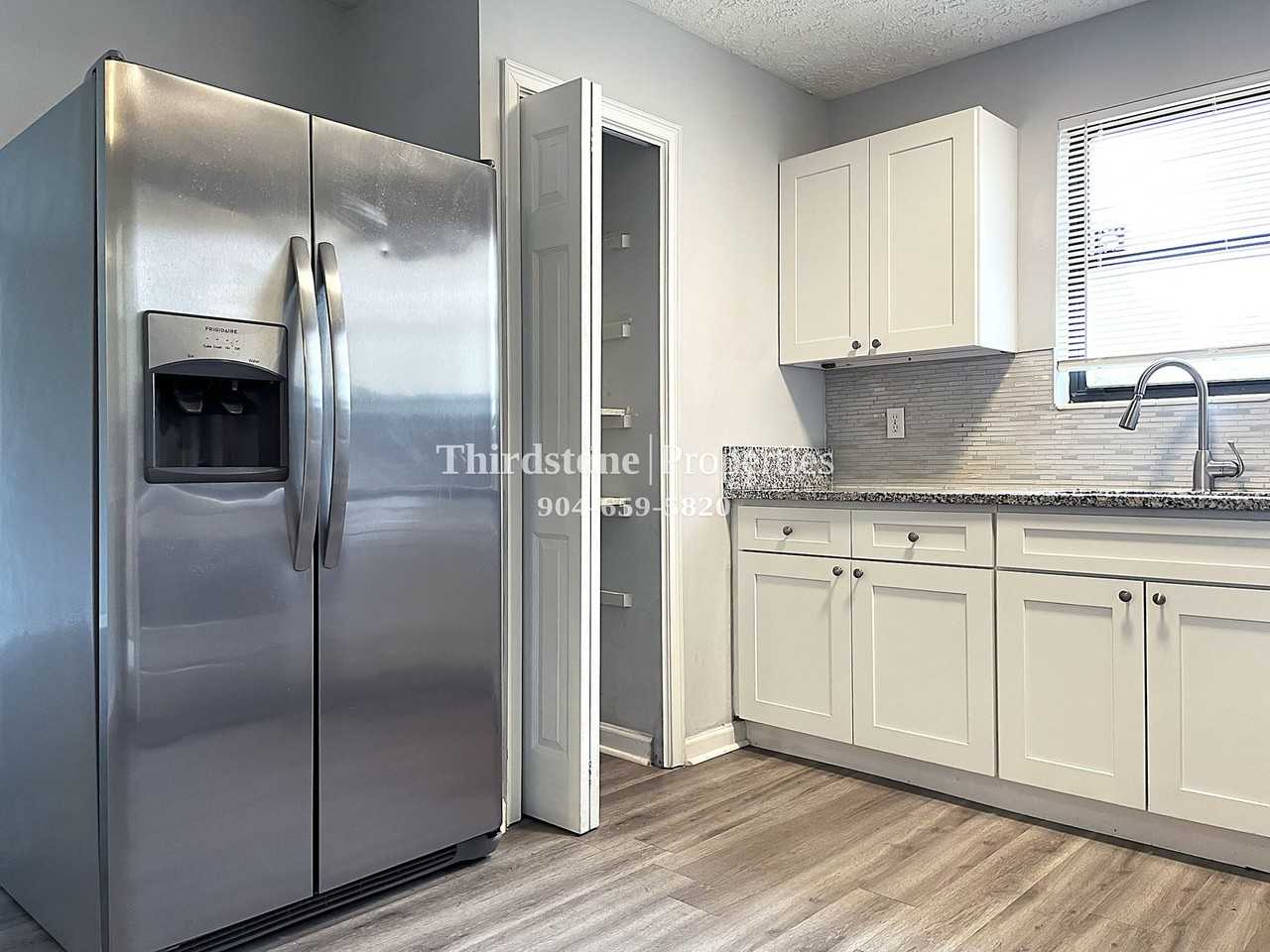 4403 Harlow Blvd - Photo 6 of 23