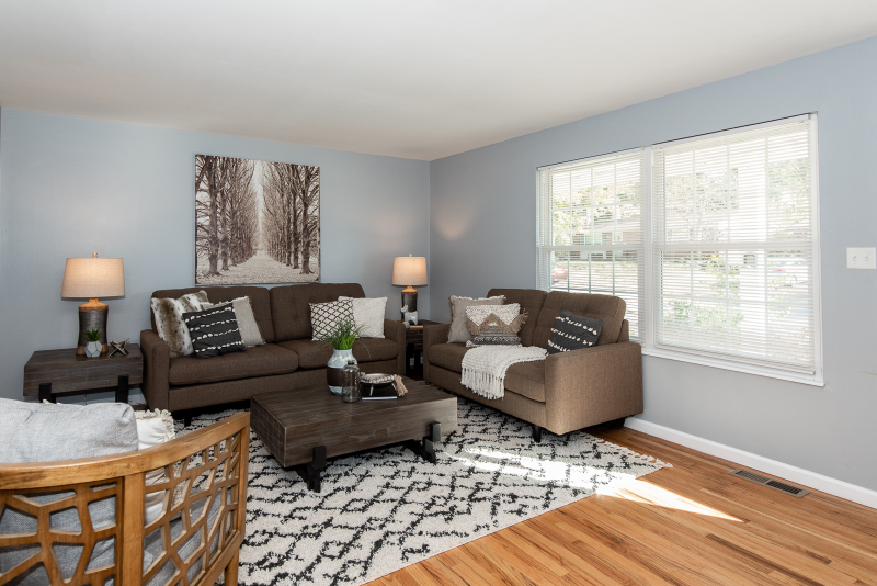 3247 Greenbridge Dr - Photo 3 of 22