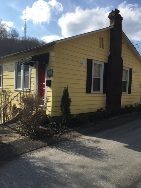 303 Run St - Photo 3 of 29