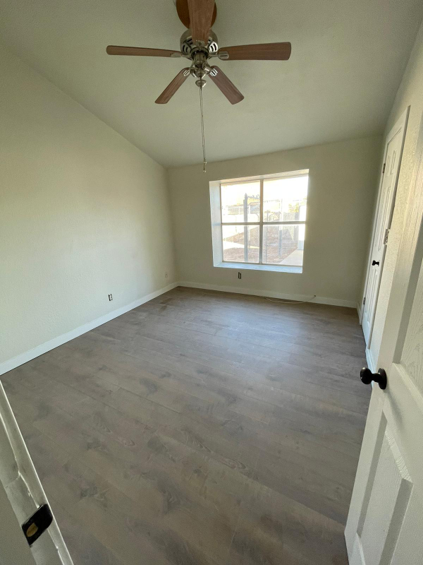 5937 Sinclair St - Photo 2 of 22