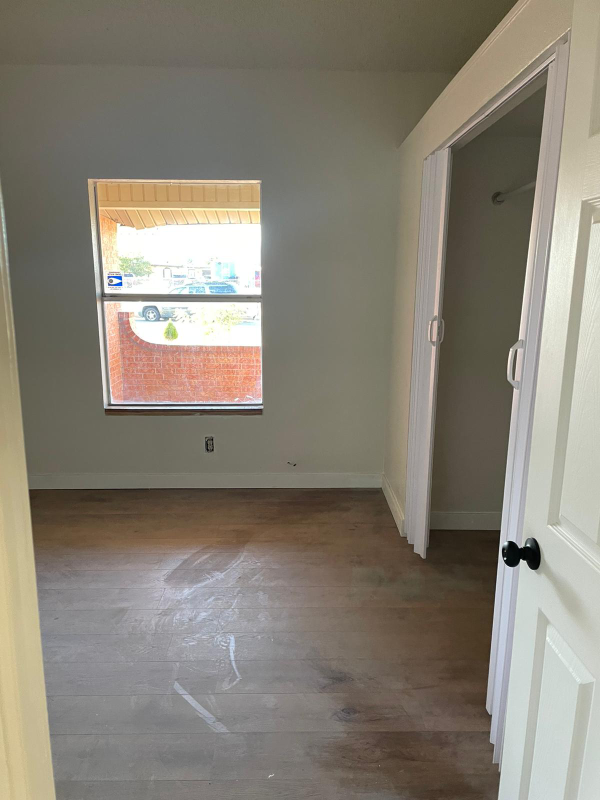 5937 Sinclair St - Photo 3 of 22