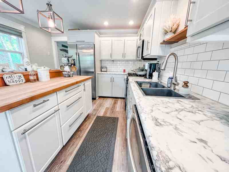 12 Harbor Hts - Photo 3 of 24