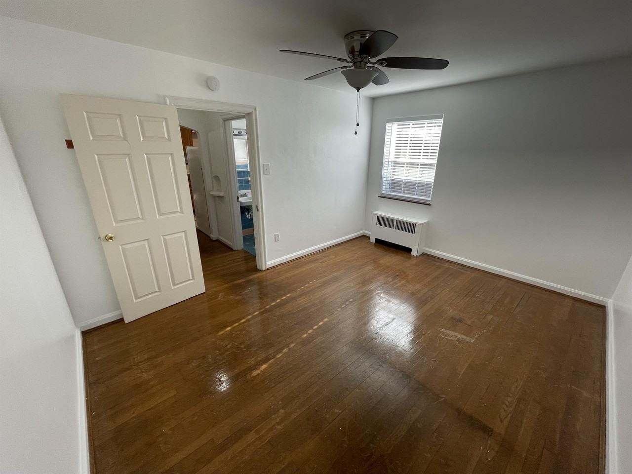 5529 Bosworth PlUnit 2 #2 - Photo 4 of 9