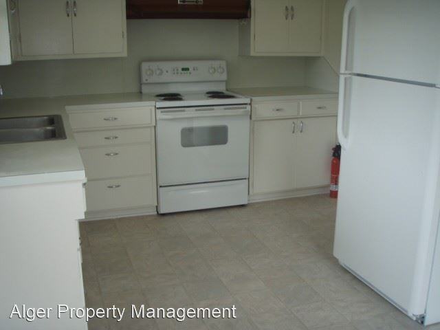 1124/1128 Perry Avenue - Photo 2 of 7
