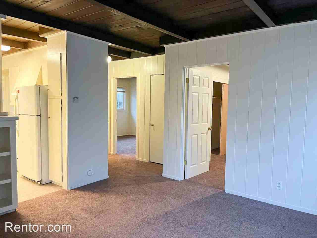 222-224 Buhne Street - Photo 3 of 11